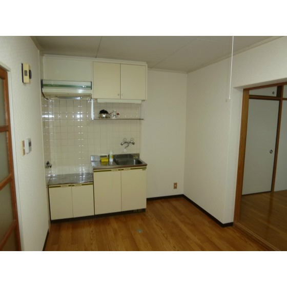 Kitchen. Gas stove installation Allowed