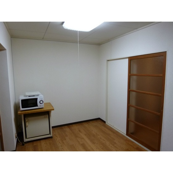 Other room space. DK5 Pledge