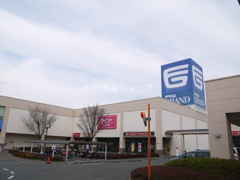 Supermarket. Fujiguran 1932m until Marugame (super)