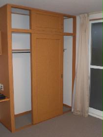 Living and room. 1F flooring, 2F carpet