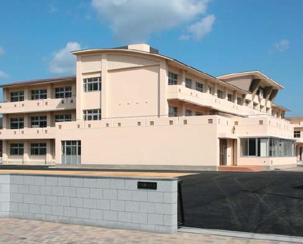 Primary school. Shimotakase up to elementary school (elementary school) 857m