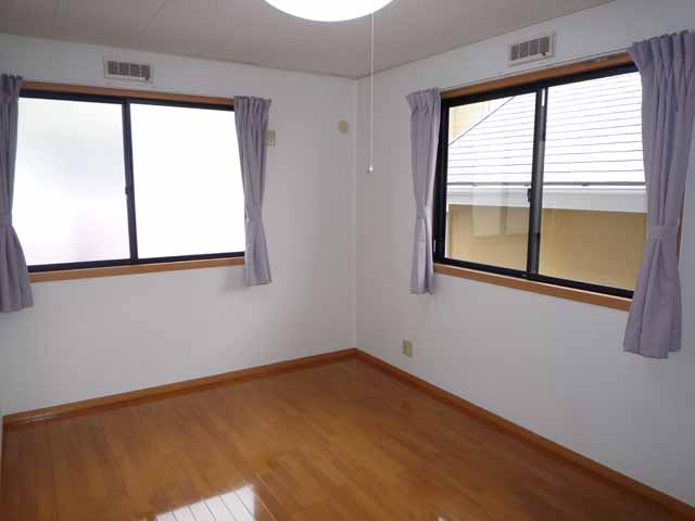 Other room space. Western-style 6 Pledge