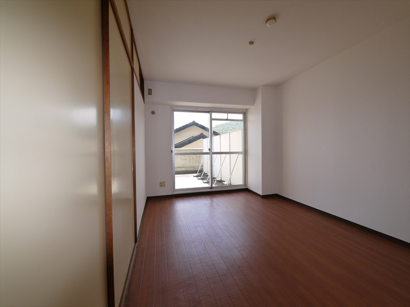 Other. From Western-style 6 Pledge, Veranda