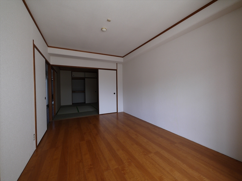 Other. From Western-style 7.5 Pledgeese-style room 6 quires