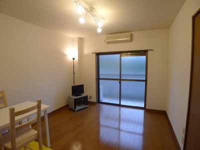 Living and room