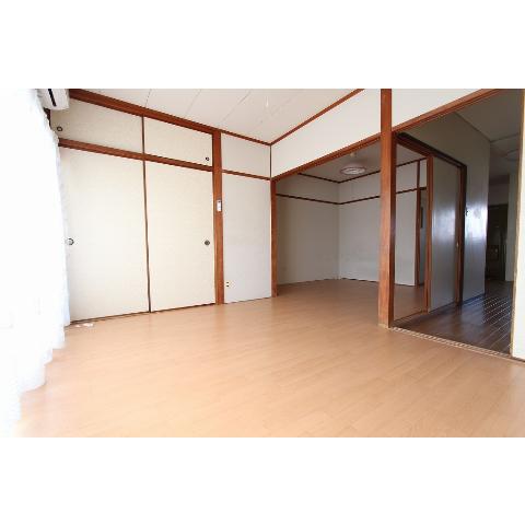 Living and room