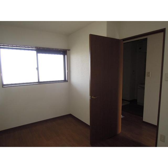 Other room space. Western style room