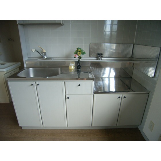 Kitchen. Gas stove installation Allowed