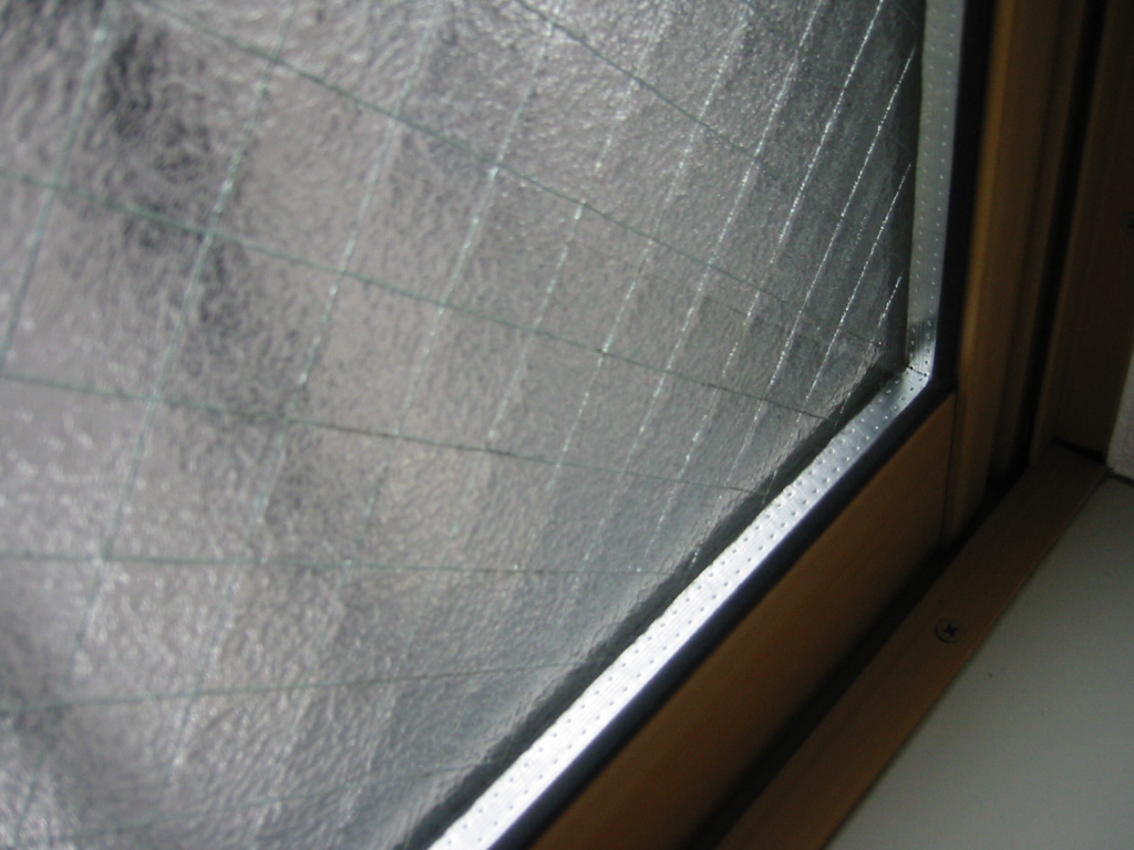 Other Equipment. Pair glass adoption. Also, Thermal insulation material is also both insulation specification of the inner and outer.