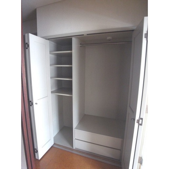 Receipt. Room storage