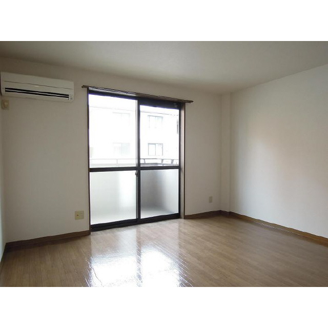 Other room space. dining