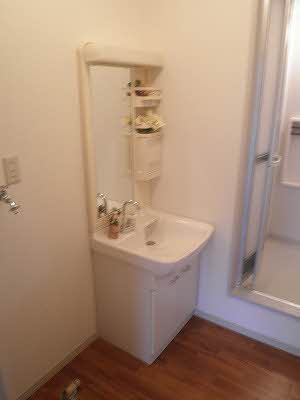 Washroom. B over 202