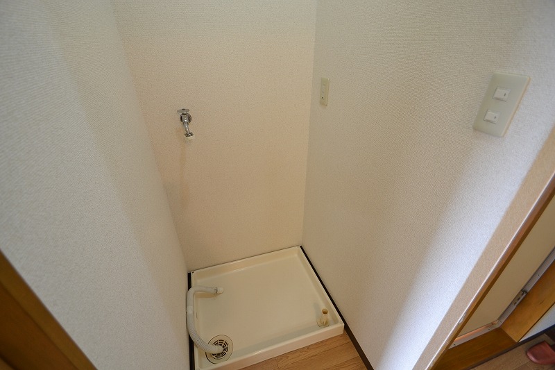 Other Equipment. Place the washing machine room