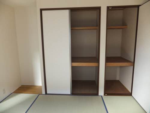 Other room space. C102