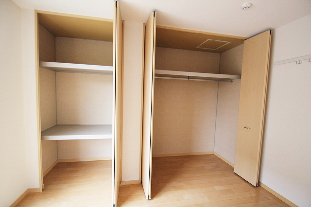 Receipt. It is a reference photograph of the inverted type