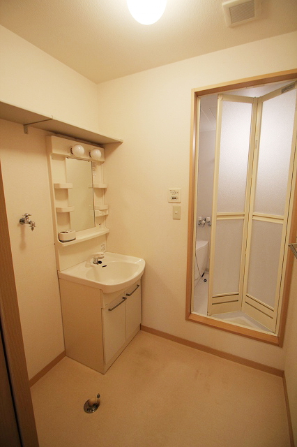 Washroom. It is a reference photograph of the inverted type