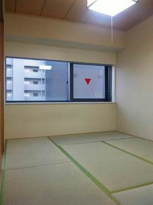 Living and room. Japanese-style room 6 quires