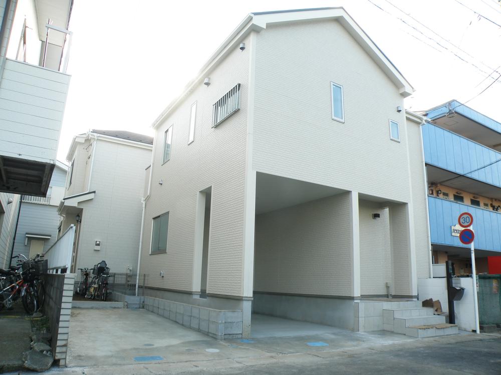 Building plan example (exterior photos). Building plan example (G No. land) Building Price 9,820,000 yen, Building area 92.74 sq m