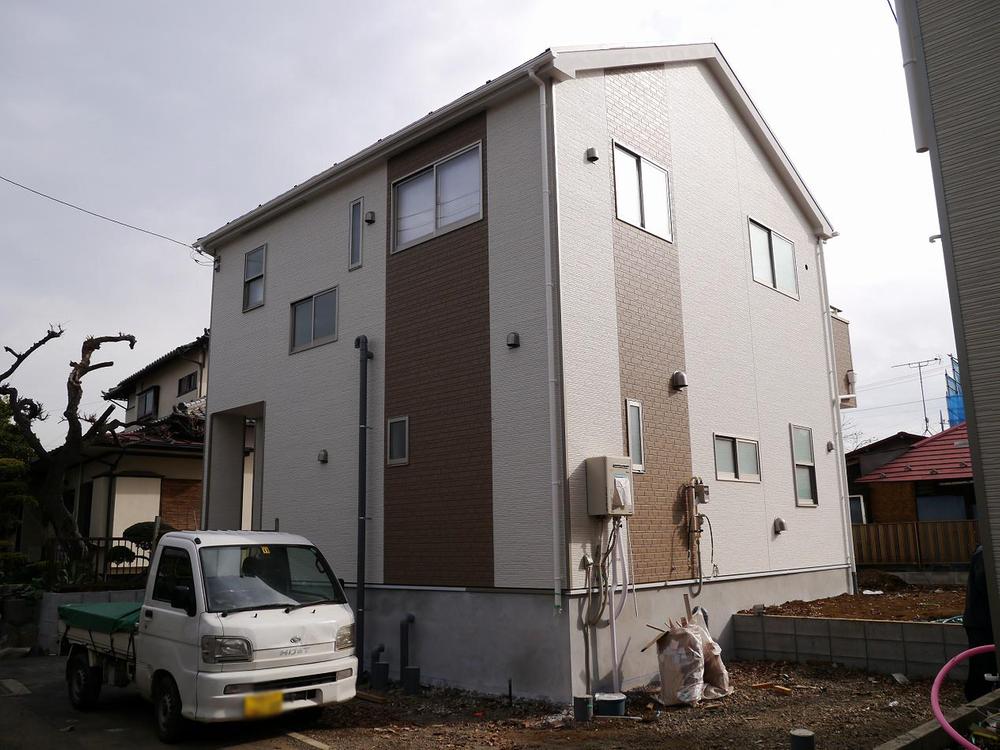 Local appearance photo