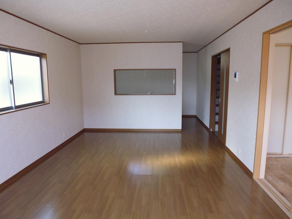 Living. Indoor (11 May 2013) Shooting Building 2