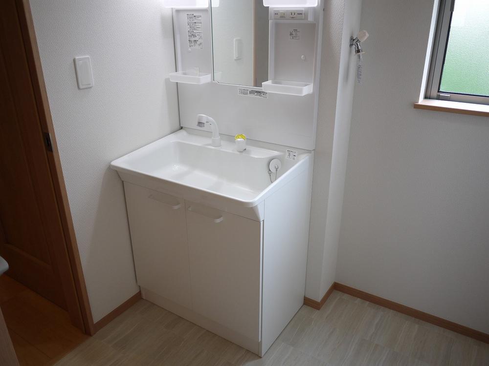 Same specifications photos (Other introspection)