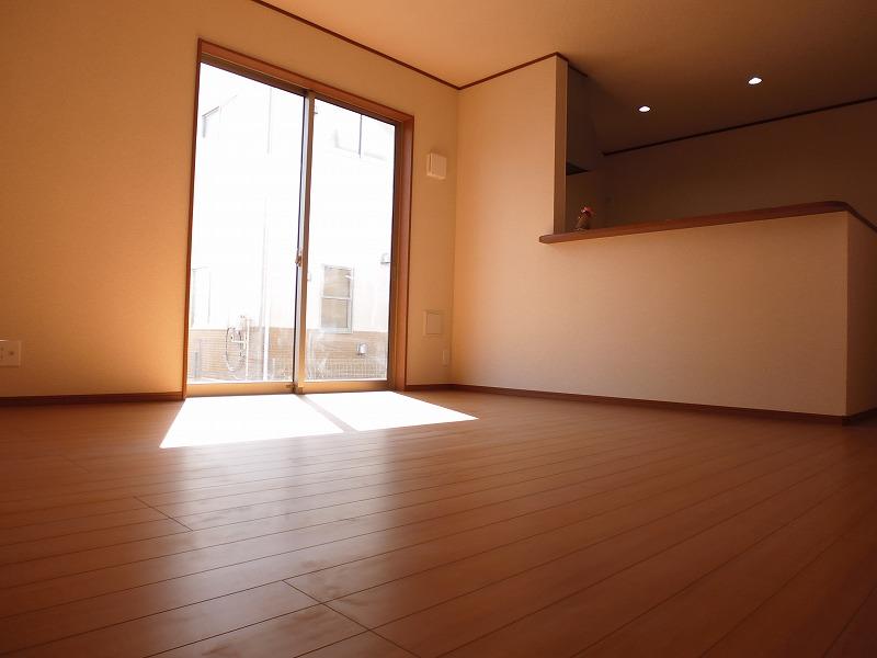 Living. Indoor (10 May 2013) Shooting Building 2