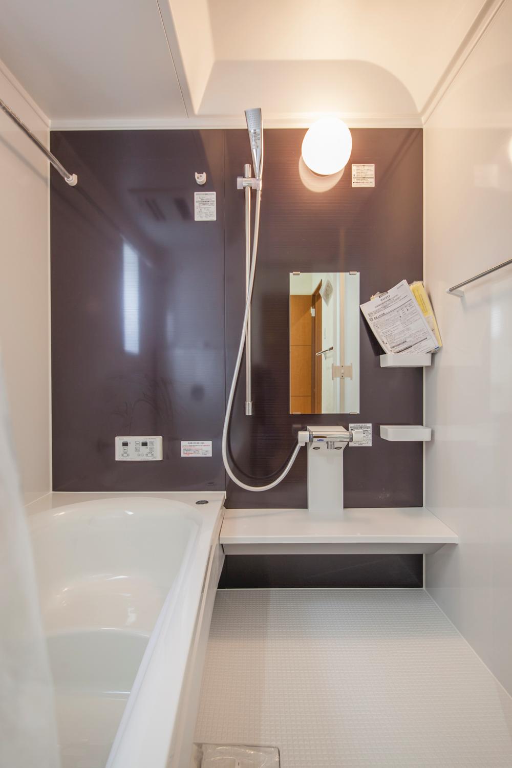 Same specifications photo (bathroom). Example of construction