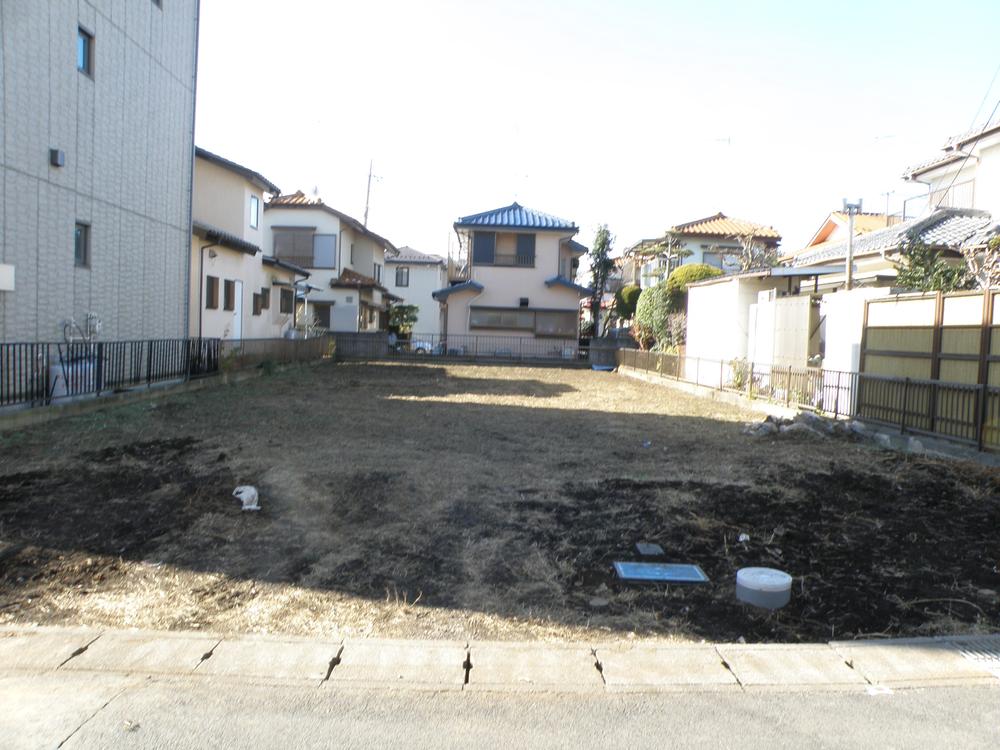 Local appearance photo. Local (12 May 2013) Shooting