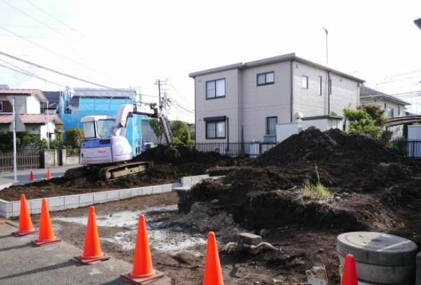 Local appearance photo. Local (10 May 2013) Shooting