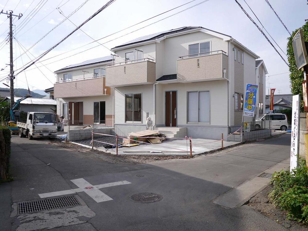 Local photos, including front road