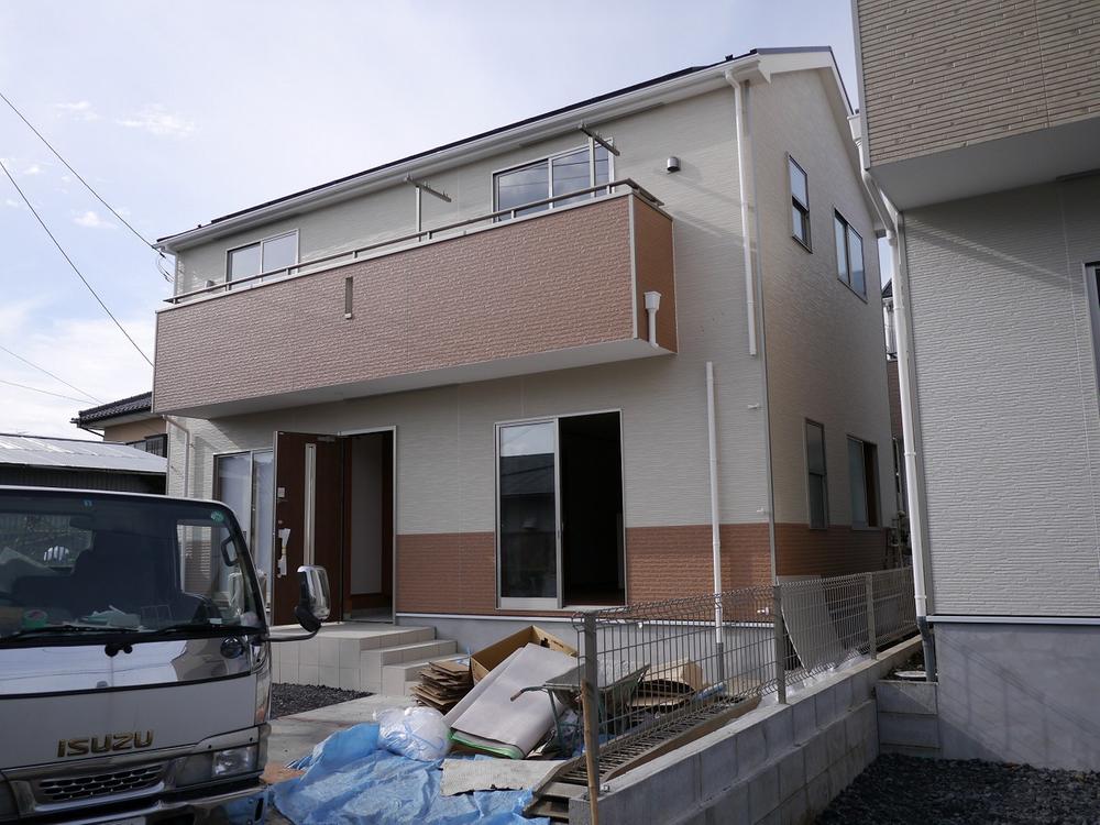 Local appearance photo