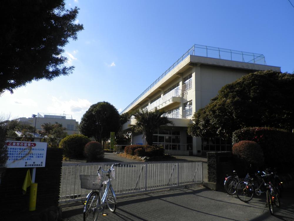 Primary school. Nakatsu second elementary school