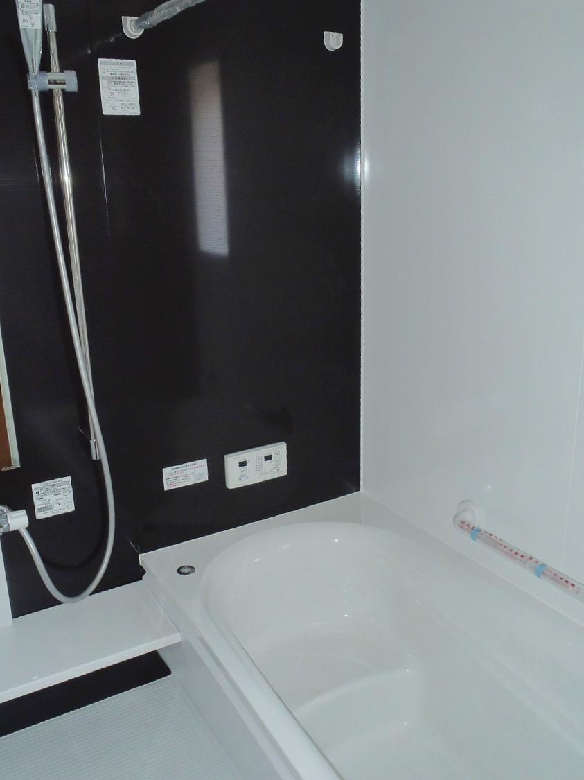 Same specifications photo (bathroom). Example of construction