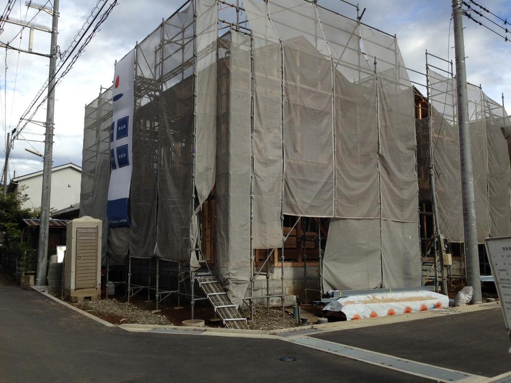 Local appearance photo. 1 Building Within walking distance from the new Matsuda Station Close 255 Route location is very good ☆