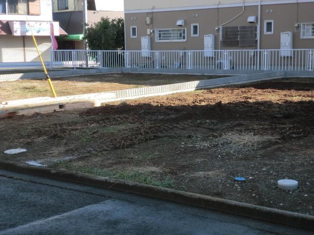 Local appearance photo. Local (11 May 2013) Shooting