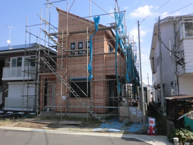 Local appearance photo. Local (10 May 2013) Shooting