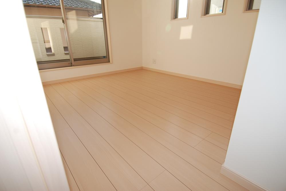 Non-living room. Indoor (10 May 2013) Shooting