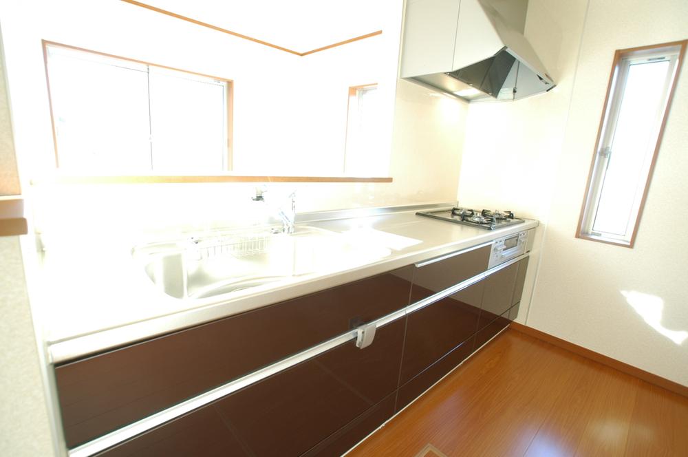 Same specifications photo (kitchen). Same specifications