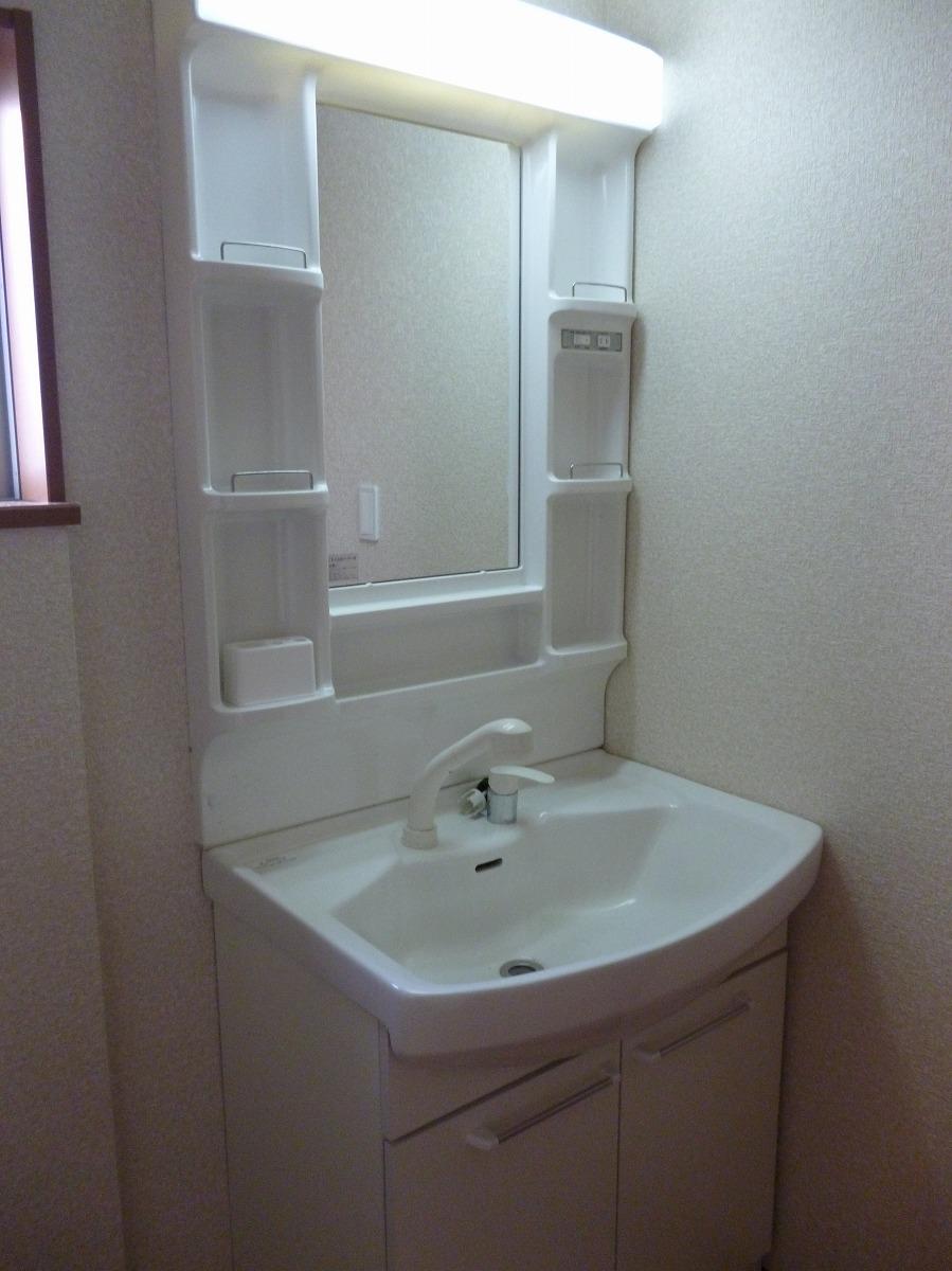 Same specifications photos (Other introspection). Same specifications