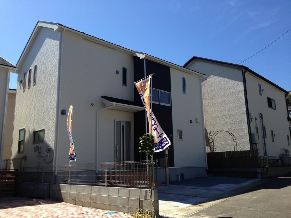 Local appearance photo. Local (10 May 2013) Shooting [1 Building]