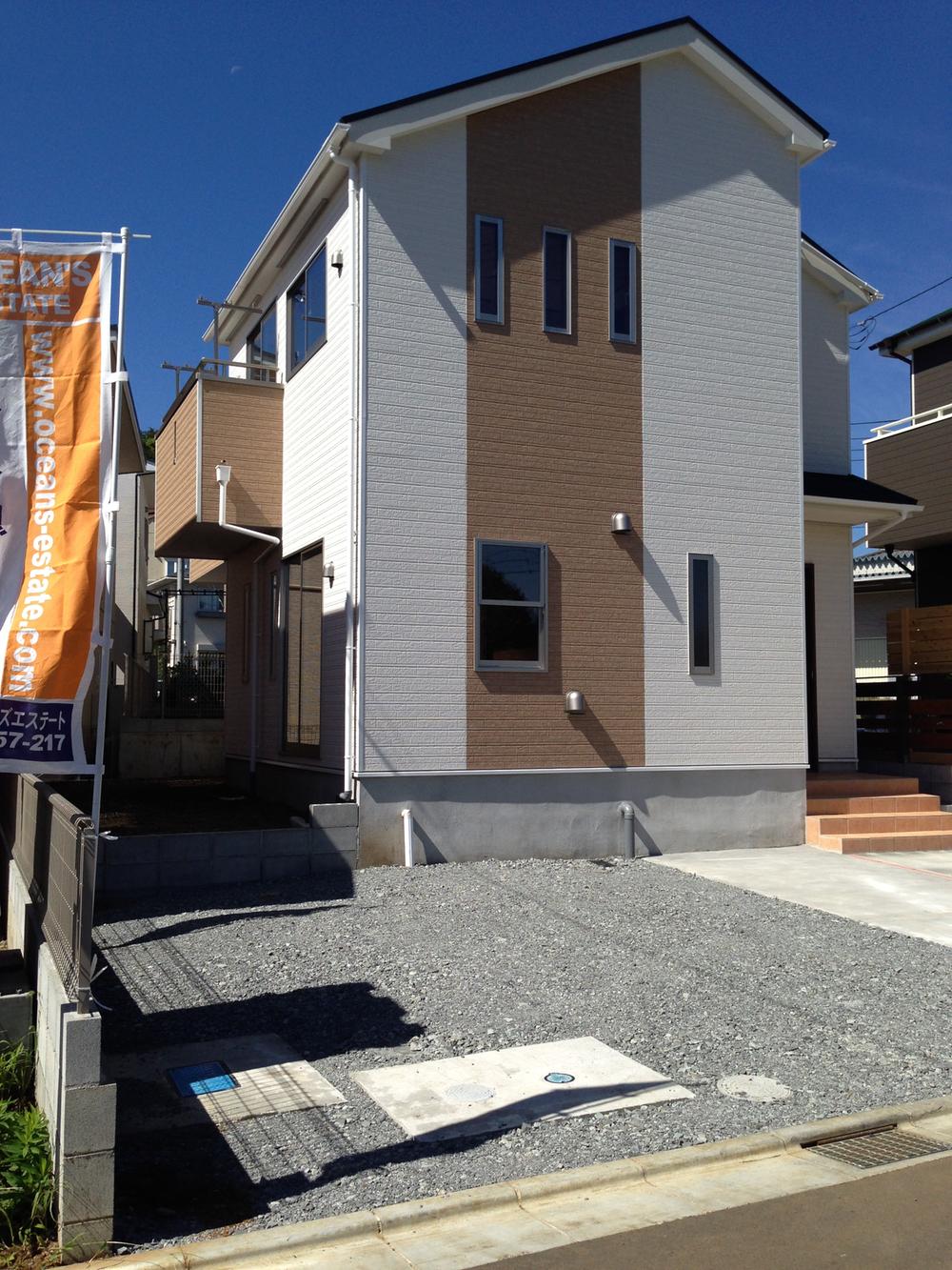 Local appearance photo. Local (10 May 2013) Shooting  [Building 2]