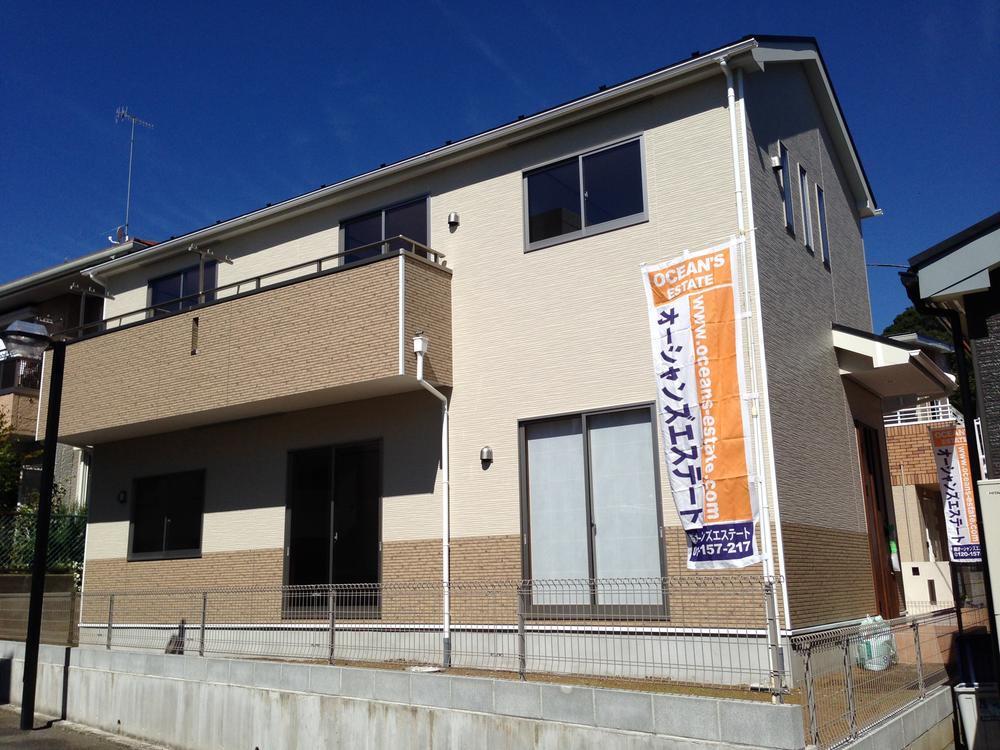 Local appearance photo. Local (10 May 2013) Shooting  [Building 3]