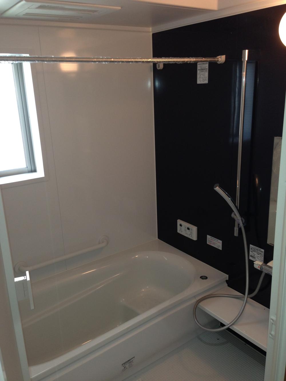 Bathroom. Indoor (10 May 2013) Shooting