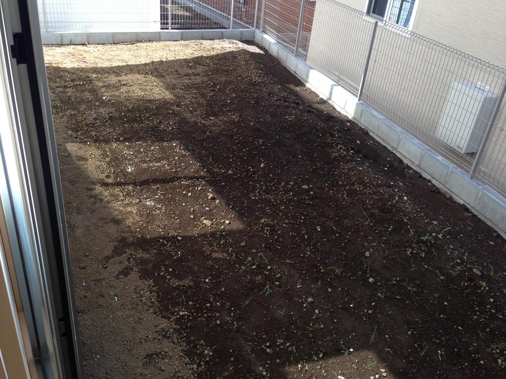 Garden. Local (10 May 2013) Shooting