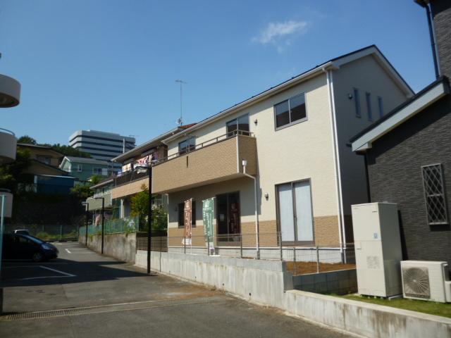 Local appearance photo