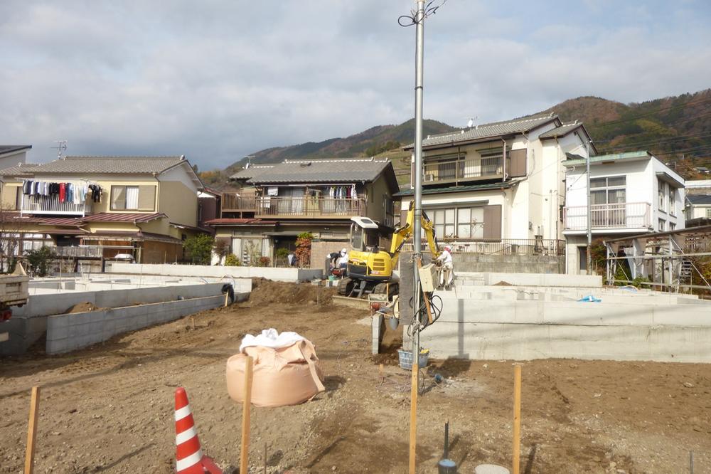 Local appearance photo. Local (12 May 2013) shooting ◎ 2 is ideally situated in walking distance from the train station on route 2 Station Available ☆ ◎ there three whole building car space!