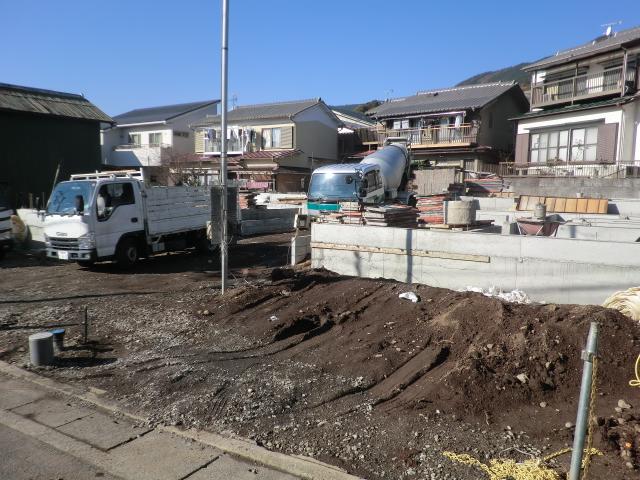 Local appearance photo. Local (11 May 2013) Shooting