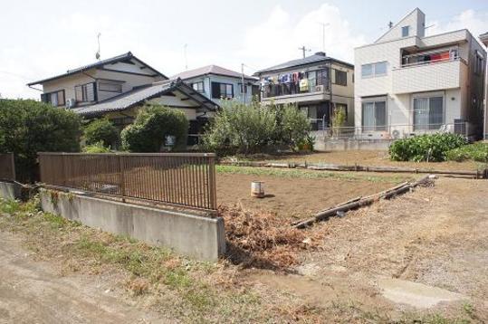 Local land photo. Local Photos