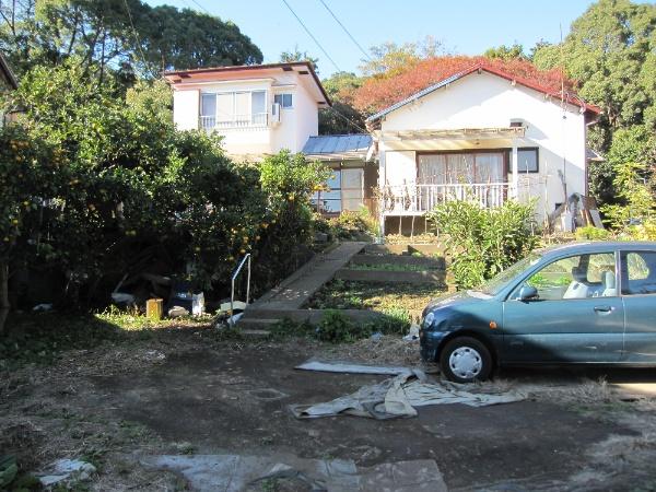 Other local. It will be parked when it was light car on site