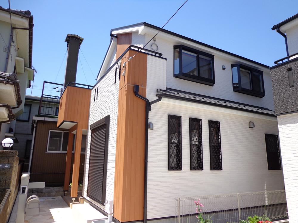 Local appearance photo